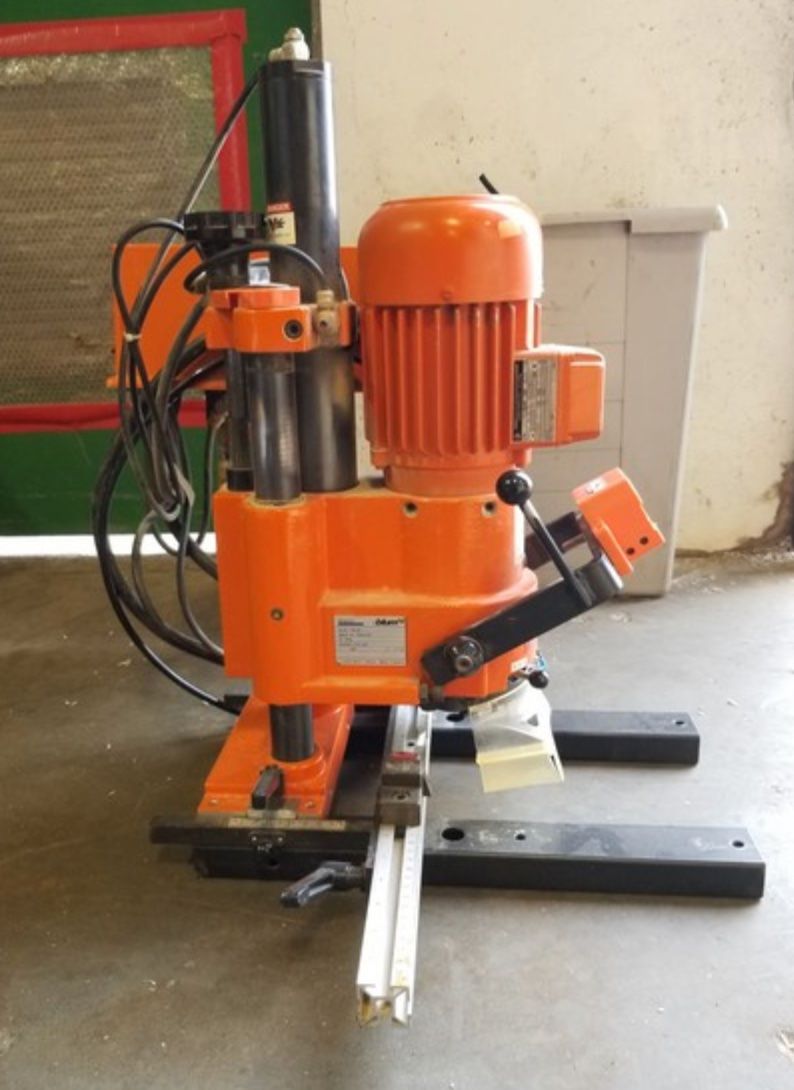 Blum Alle Maschinen: Blum Minipress – Gebraucht aus Le Grand-Saconnex von Lu30 1