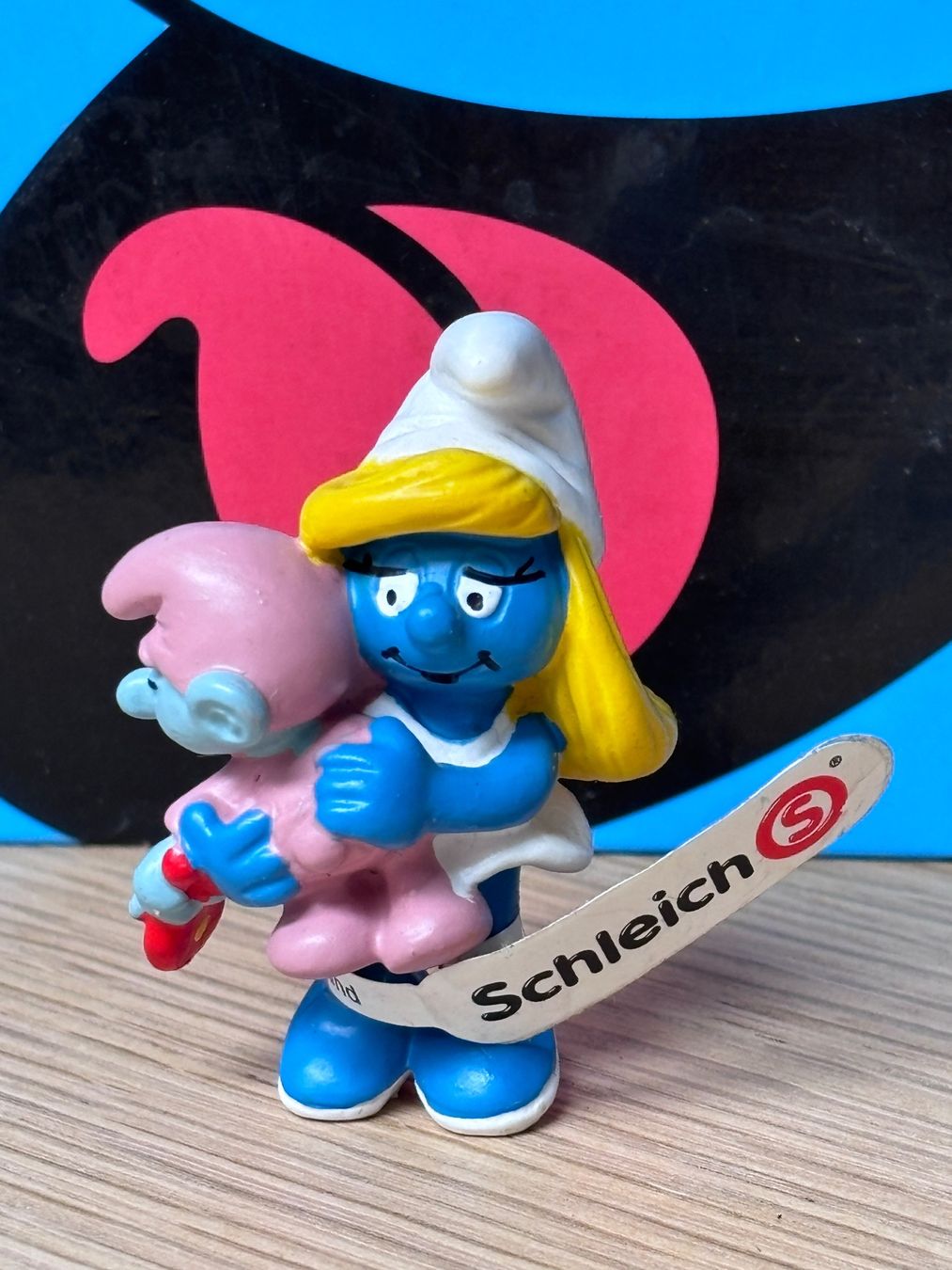 Schleich Statuette: Schlumpfine mit Baby – Nuovo e nell'imballaggio originale da Lyss venduto da Duckszone