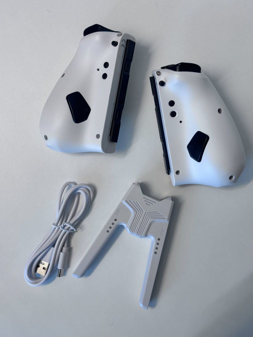 Controller: Manette RGB LinYuvo pour Nintendo Switch – Nuovo (secondo la descrizione) da Fribourg venduto da C.Garcia 2
