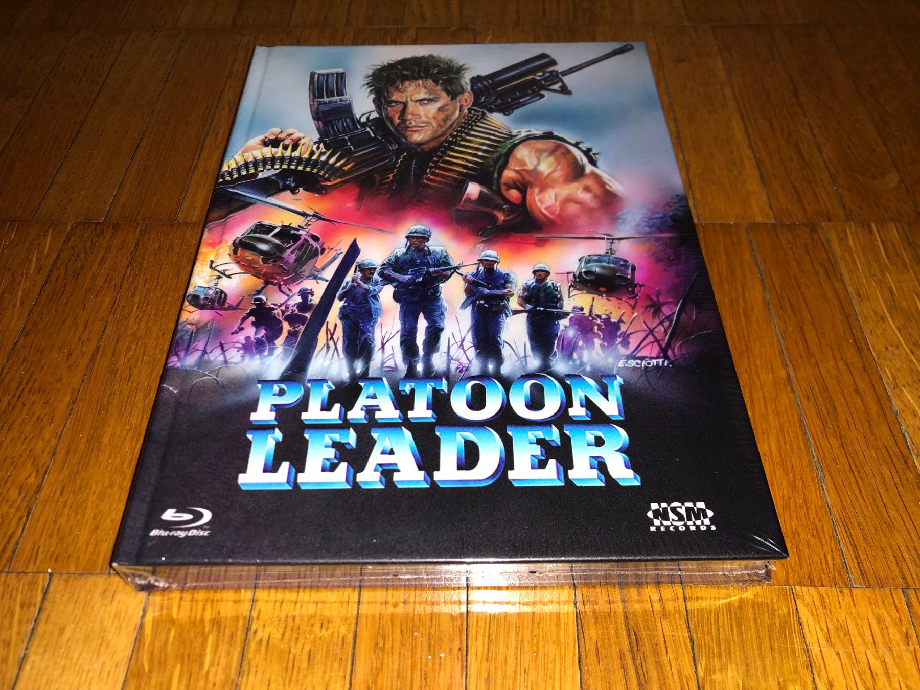 Tutti i DVDs: Platoon Leader - MEDIABOOK - A - UNCUT – Nuovo e nell'imballaggio originale da Basel venduto da havsok
