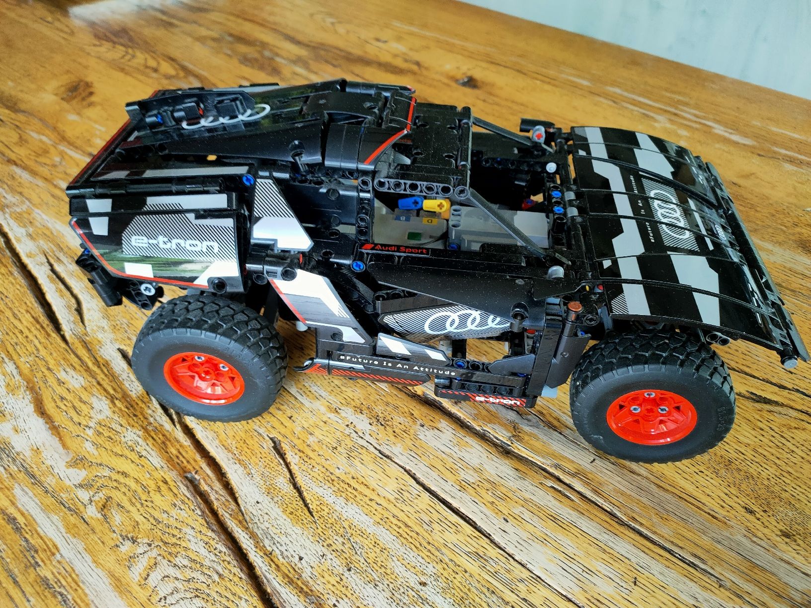 Audi Modellini d'auto: Audi e-tron LEGO Modell 42125 – Usato da Hinwil venduto da Powerverkauf 1