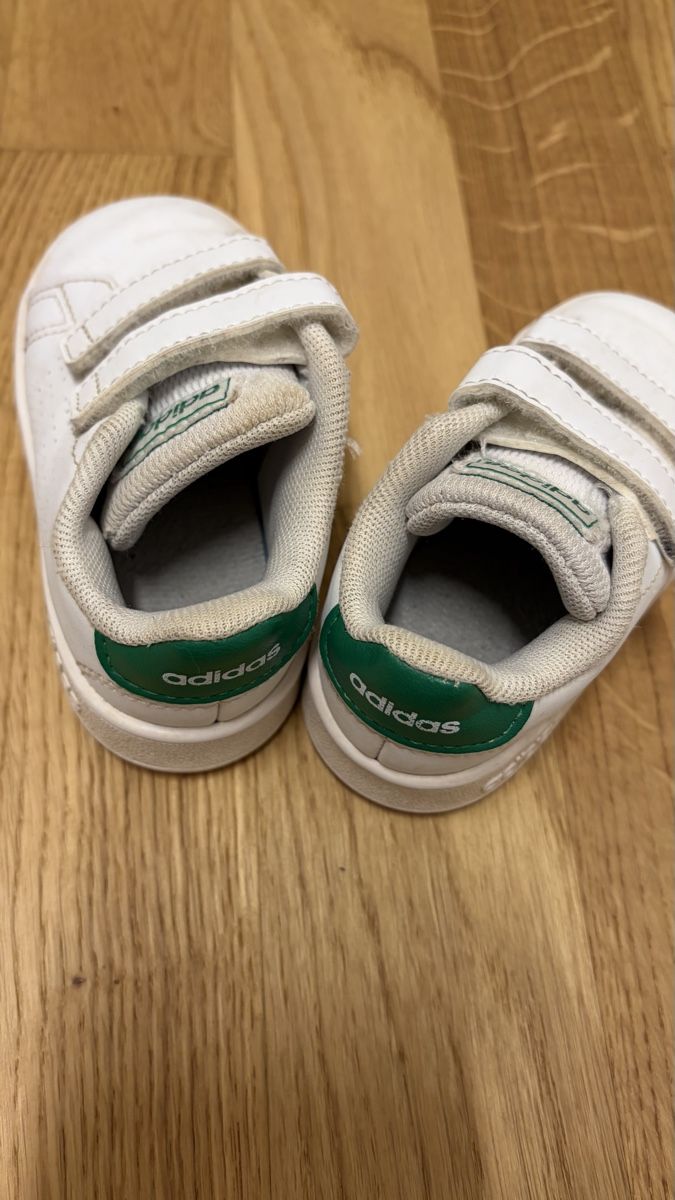 Scarpe per ragazzi: Adidas Gr. 21 – Usato da Frauenkappelen venduto da SSCN01 2