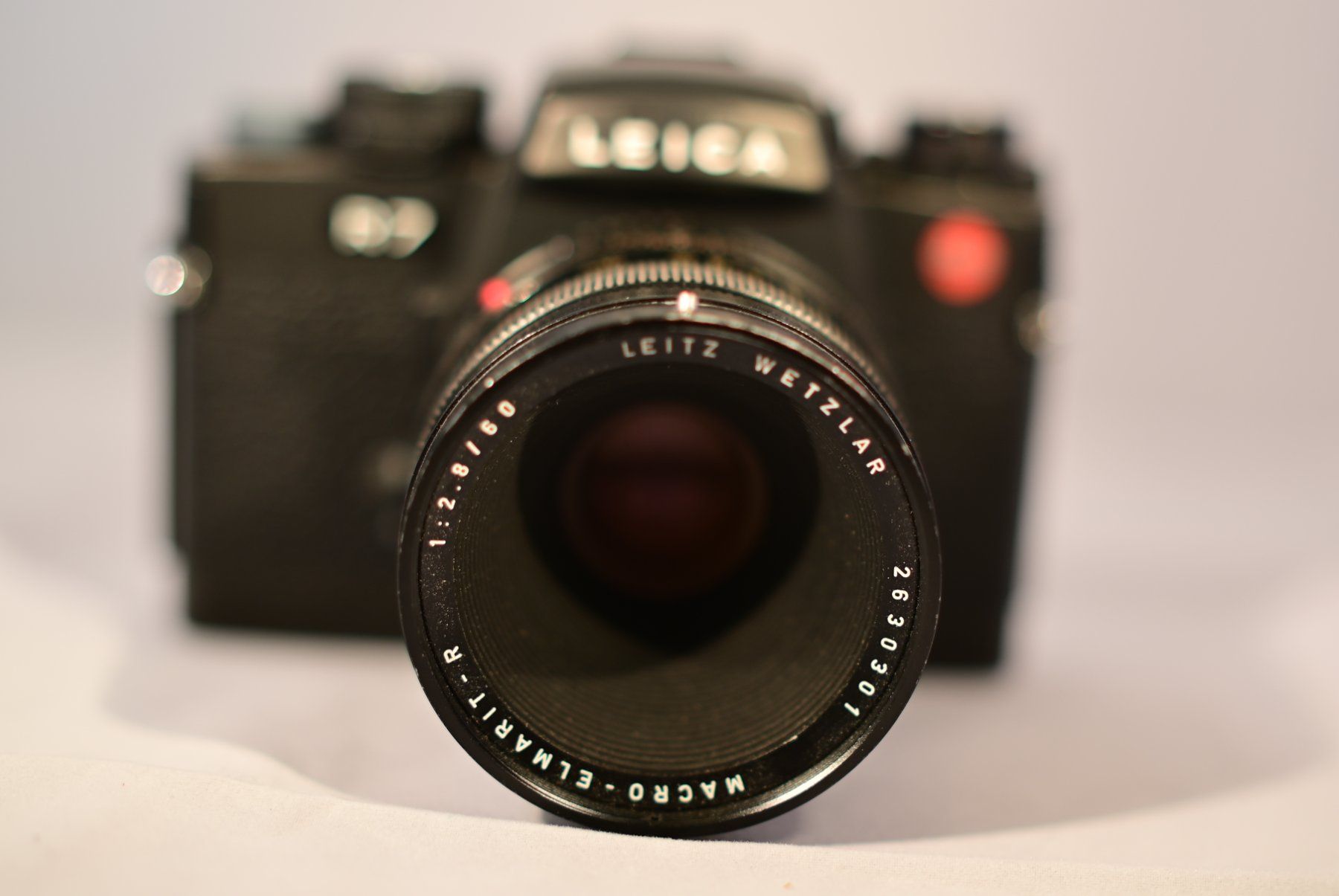 Leica Appareil photo: Leica R7 mit 60mm Objektiv – D'occasion à Uster par Stoessda 2