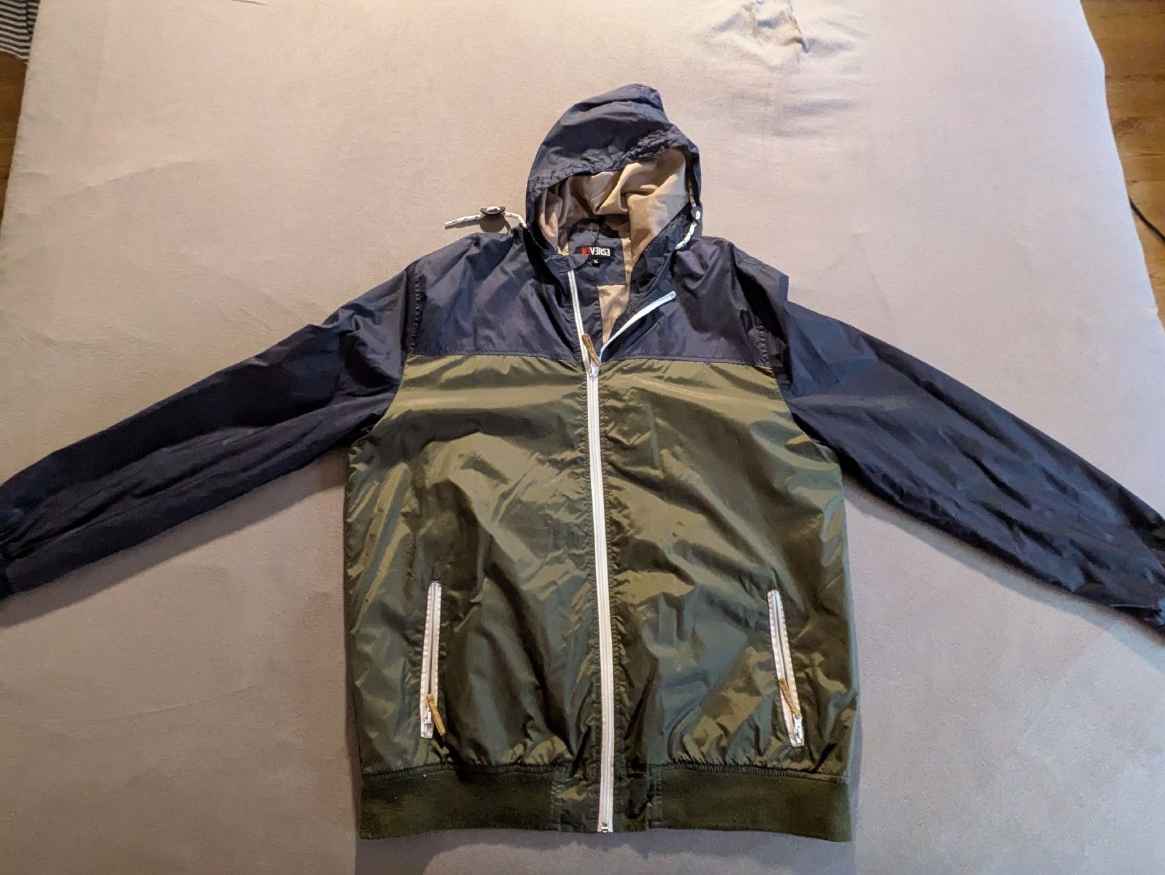 Giacche: Frühlingsjacke Herren Reverse Grösse XL – Usato da Weinfelden venduto da Raphhi96