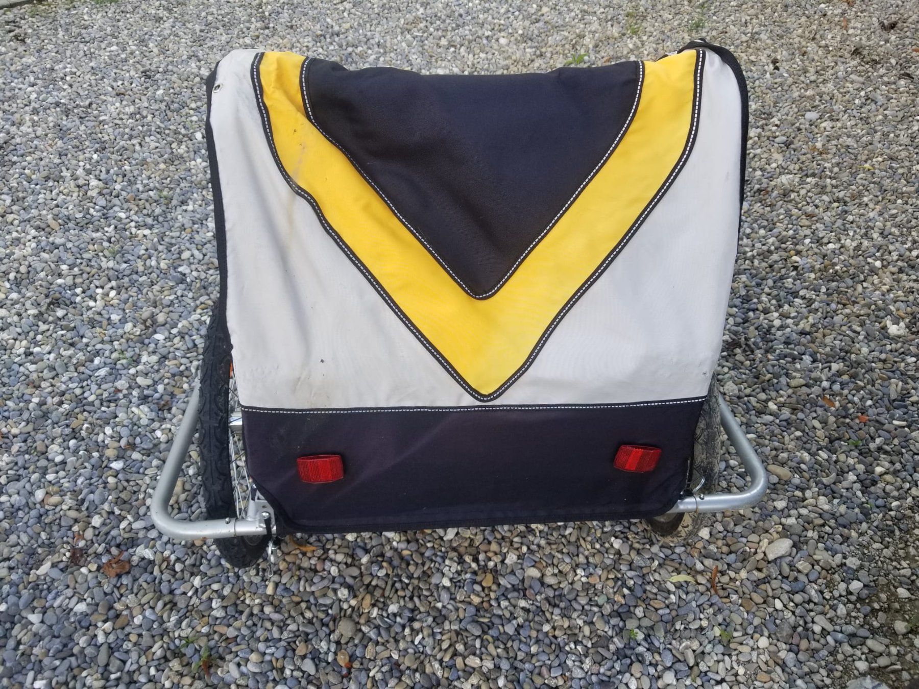 Anhänger: Veloanhänger – Gebraucht aus Hasle b. Burgdorf von Agro3415Te-ch