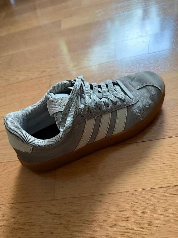 Adidas Scarpe da donna: Adidas Sneaker, Damenschuh, Grösse 39 – Usato da Zürich venduto da lampion10 2