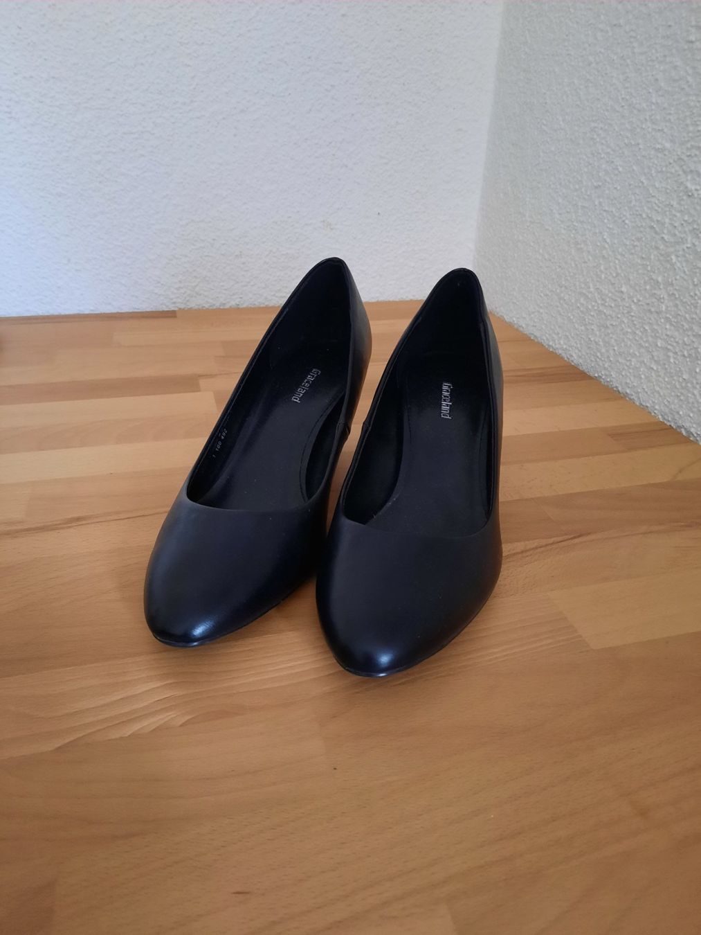 Graceland Scarpe da donna: Damen Schuhe, Graceland, Gr.38 – Usato da Ibach venduto da urs_sl5h