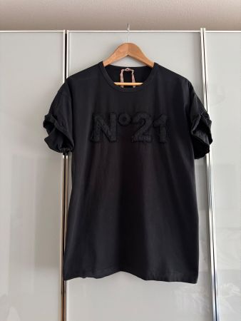 Schwarzes T-Shirt von N°21