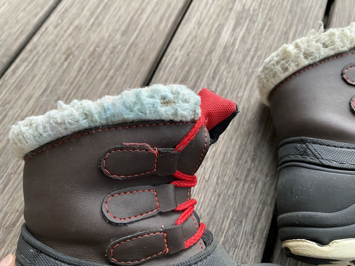 Scarpe per ragazzi: Winterstiefeli Gr. 22/23 – Usato da Urdorf venduto da Tjara65 6