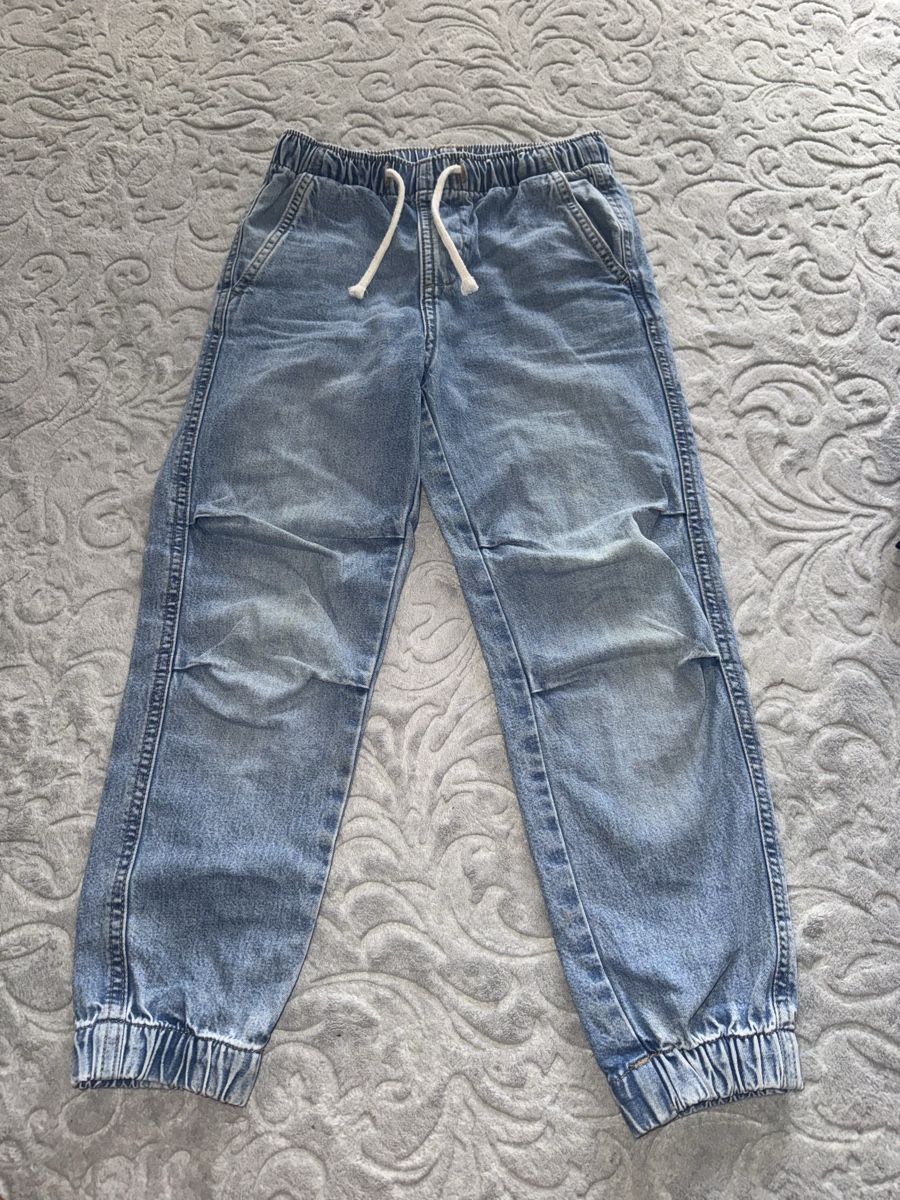 H&M Pantalons: H&M jeans Jogger – D'occasion à Itingen par jessi811