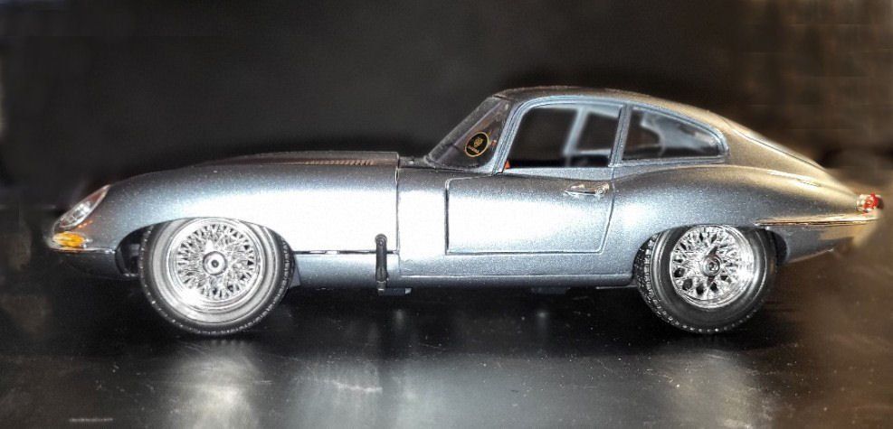 Bburago Modellini d'auto: Jaguar E-Type – Usato da Herisau venduto da Simonalb 2