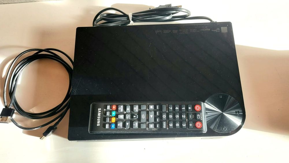 Lecteur DVD BluRay Samsung BDF5100 Kaufen auf Ricardo