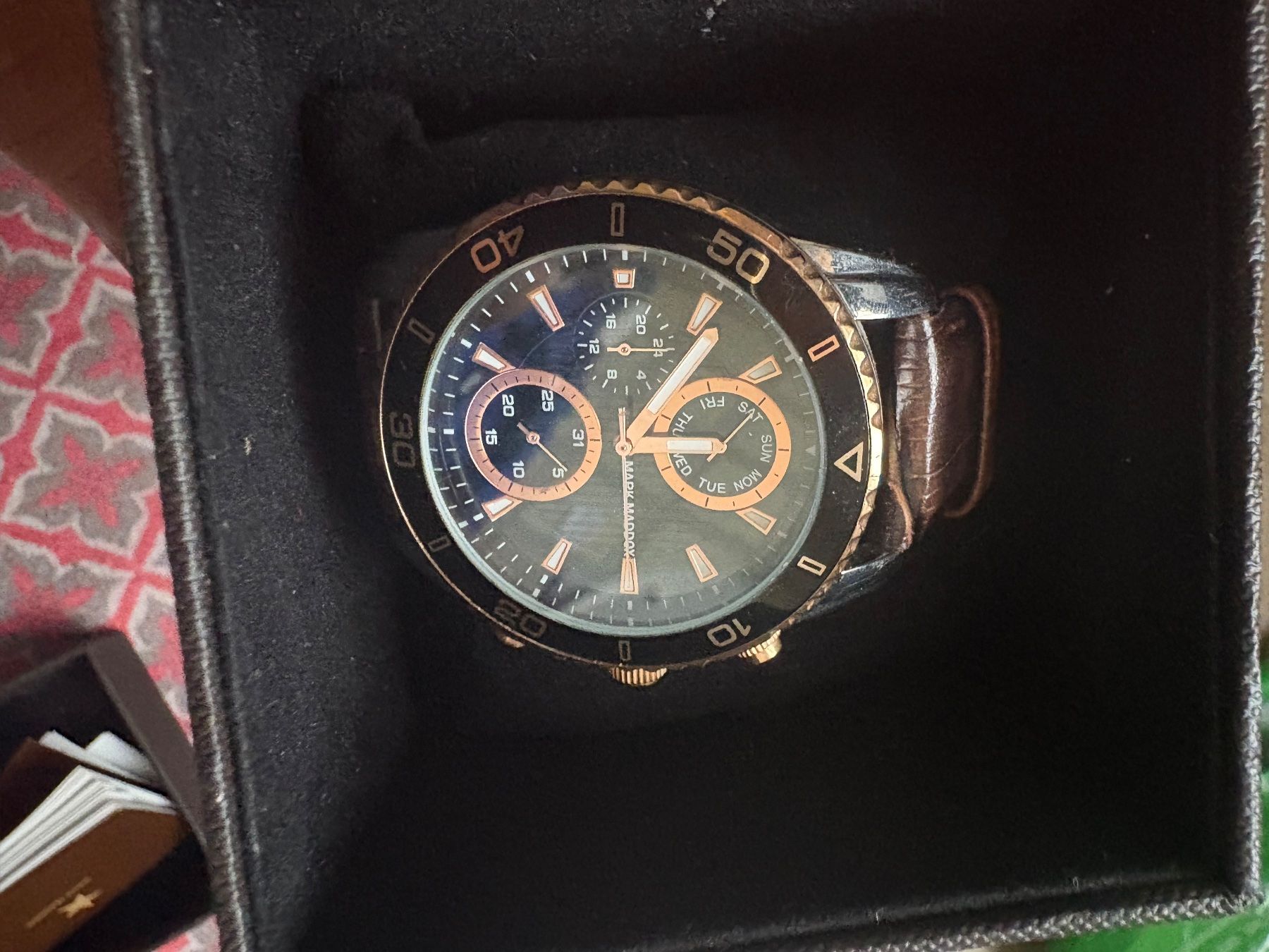 Orologi: Mark  Maddox – Nuovo e nell'imballaggio originale da Prez-vers-Siviriez venduto da Evangelista01