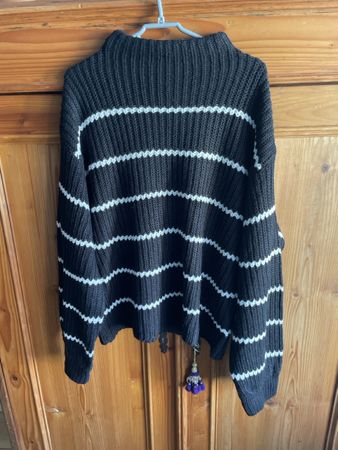 Schöner weicher  Strickpullover neu, Größe L