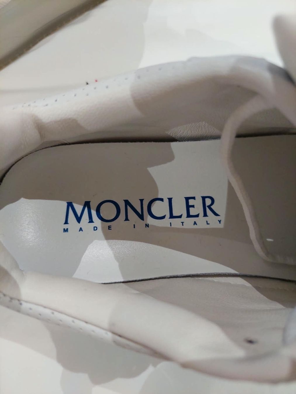 Moncler Chaussures femmes: Baskets Moncler 36 (new) – Neuf avec emballage d'origine à La Tour-de-Peilz par DressingEKL 6