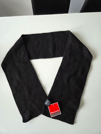 Result Essentials R351X Schal Schwarz Neu mit Etikett