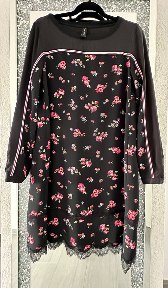 Vestiti: MARC CAIN Kleid in Blumenmuster mit Spitze LP 289.-.- – Nuovo (secondo la descrizione) da Buchs ZH venduto da KittyInStyle 1