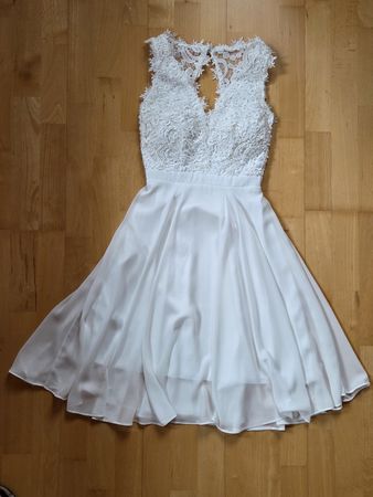Weisses Kleid mit Spitze KRAIMOD