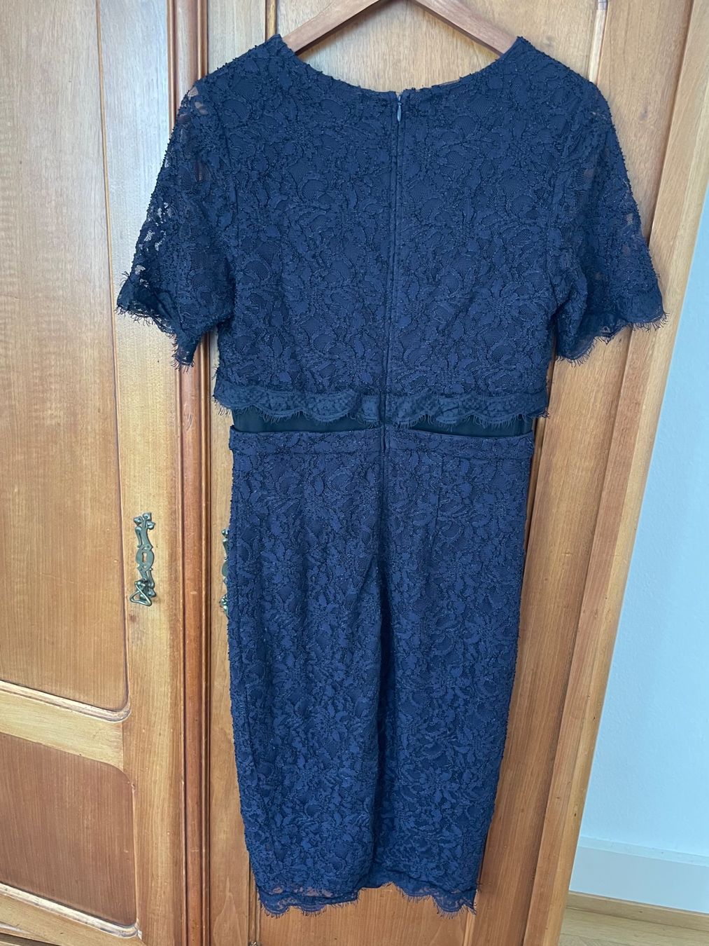Vestiti: Ashley Brooke Elegantes Spitzenkleid blau Gr. 38 – Usato da Zürich venduto da ElaLeonEla 2