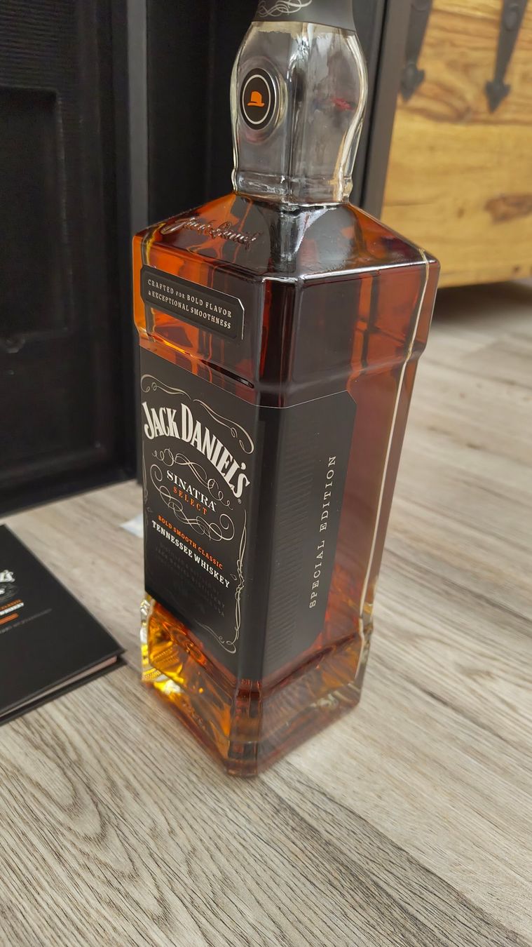 Jack Daniels Spirituosen: Jack Daniel's Tennessee Whiskey Frank Sinatra Special Ed. – Neu und originalverpackt aus Effretikon von easyjones 5