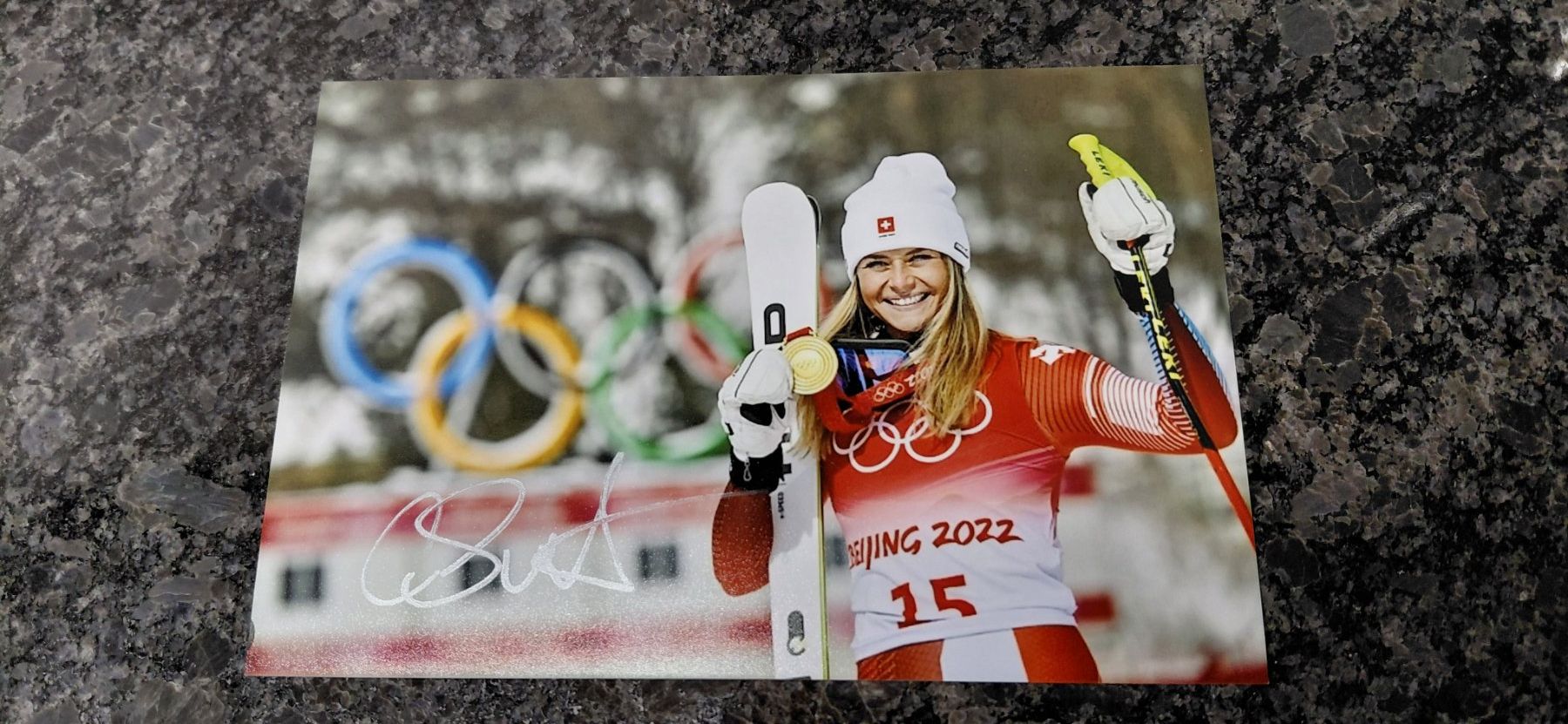Autografi: Autogramm Corinne Suter – Usato da Schmerikon venduto da Olympia04