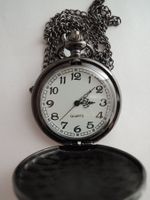 Neue Taschenuhr QUARZ mit Kette und neuer Batterie