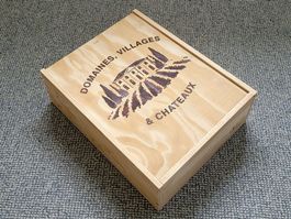 Bordeaux Holzkiste mit Deckel (4 Stk. vorhanden)