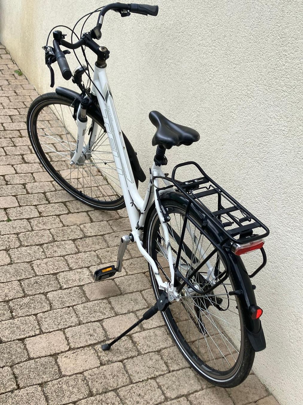 Velos: Vélo dame blanc 28 pouces shimano – Gebraucht aus Sugnens von PixelPanda1 1