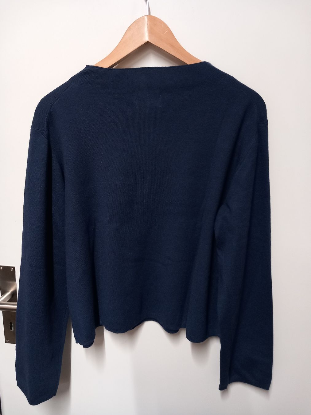 Maglioni & Felpe: Nümph Crop-Pullover Gr.L, marine, top Zustand, Viscose-Mix – Nuovo (secondo la descrizione) da Gwatt (Thun) venduto da umwelt-brocki 1