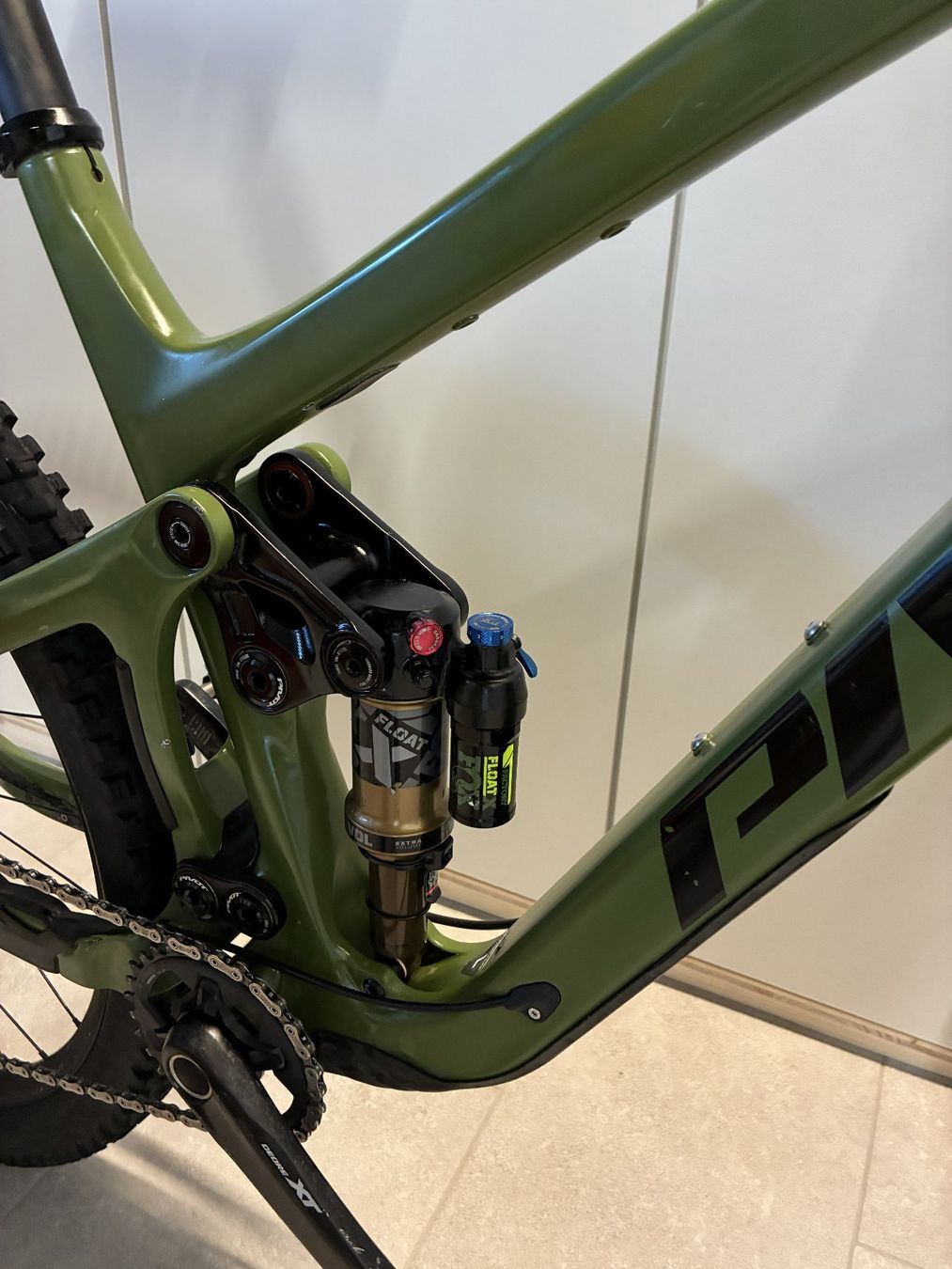Vélos: Mountainbike, Pivot, Switchblade – D'occasion à Wäldi par 1491Dominik 2