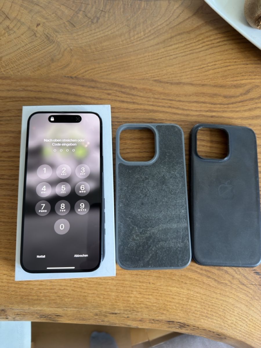 Apple Telefoni cellulari / Smartphones: iPhone 15 Pro Max 512GB – Usato da Grabserberg venduto da 64grange