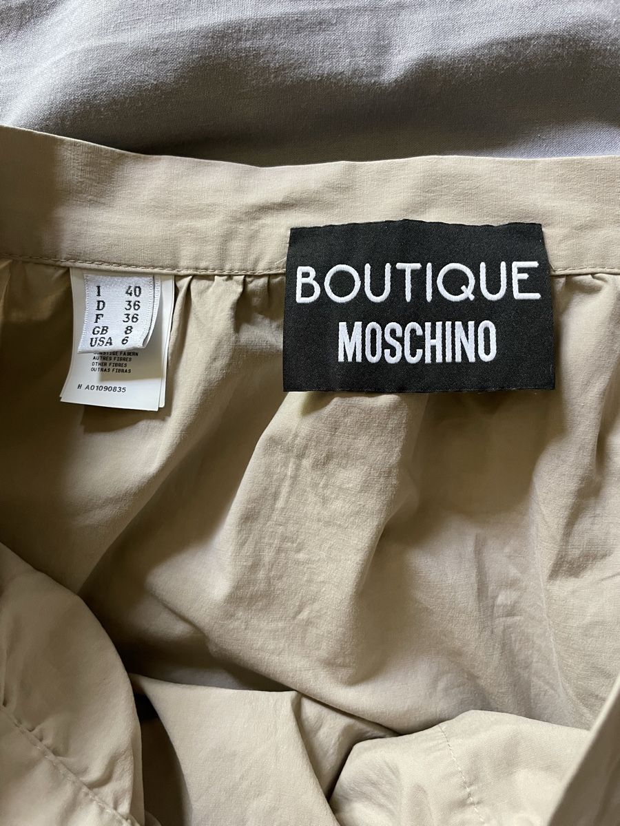 Moschino Röcke: Boutique Moschino skirt size 36 – Gebraucht aus Yverdon-les-Bains von pen_bbz8 5