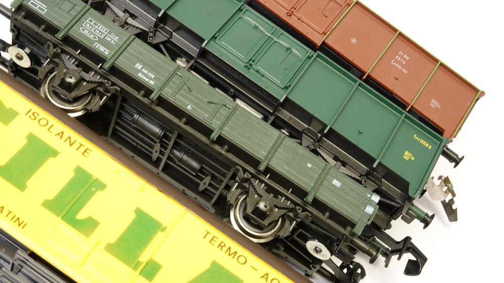 e52 Spur 0 Konvolut vier Güterwagen | Bastelware (Gebraucht) in Thun ...