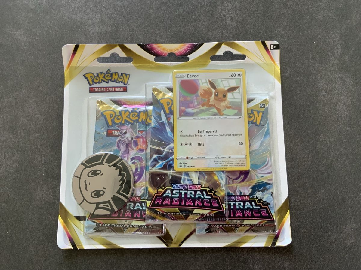 Pokémon Carte collezionabili: Tripack Astral Radiance - Pokemon Sword&Shield - Evee – Nuovo e nell'imballaggio originale da Buix venduto da ant_sfb9