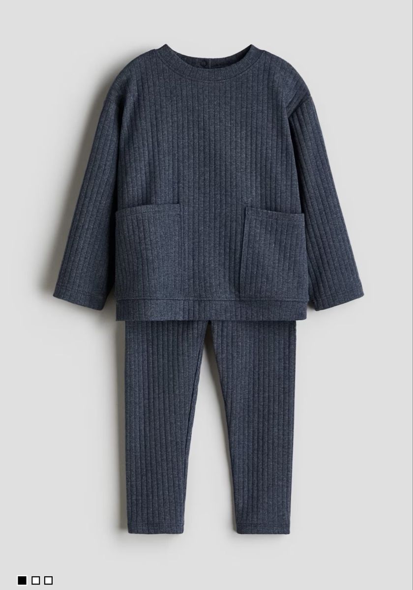H&M Lotti & Set di vestiti: Set sweater and trousers baby 80 cm – Usato da Villard-sur-Chamby venduto da kamila_1024 3