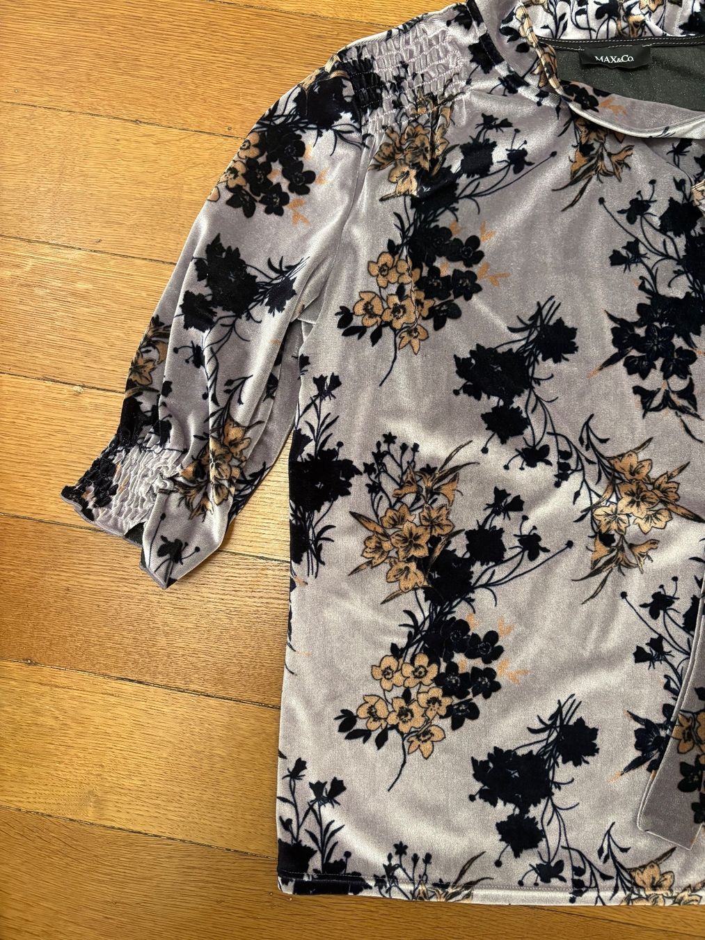 Top: Top Max & Co. – Usato da Basel venduto da SAF 1