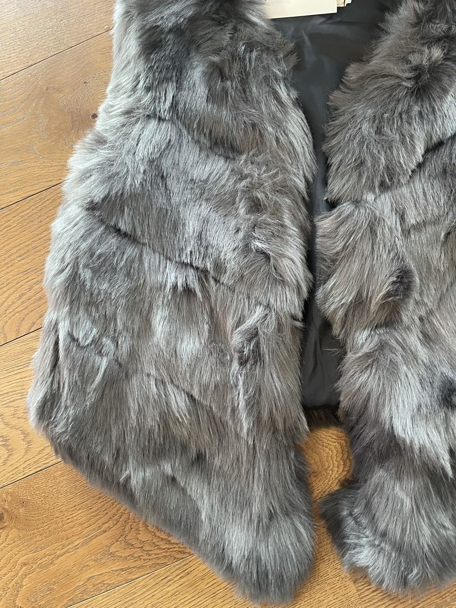 Gilets & Westen: Neues Gilet in Grau Gr S – Neu (gemäss Beschreibung) aus Bassersdorf von Sandy456 1