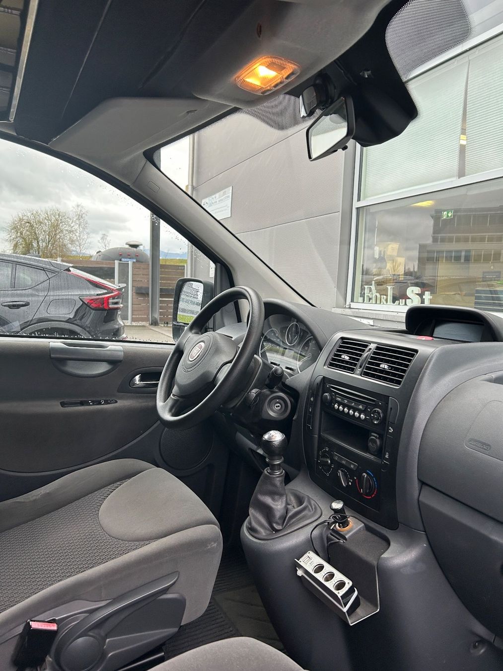 Fiat Veicoli da campeggio: Fiat Scudo 2.0 MJ Camper – Usato da Diepoldsau venduto da yhu_t9ff 4