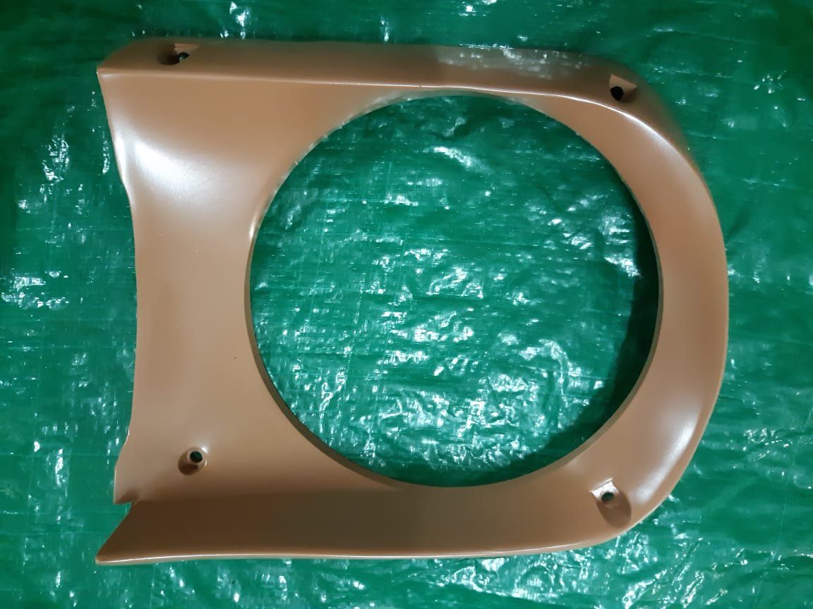 Ford Alle Autoersatzteile: Abdeckungen vordere Scheinwerfer,     1964 - 1966 Mustang – Neu und originalverpackt aus Niedergösgen von usc_l9pz