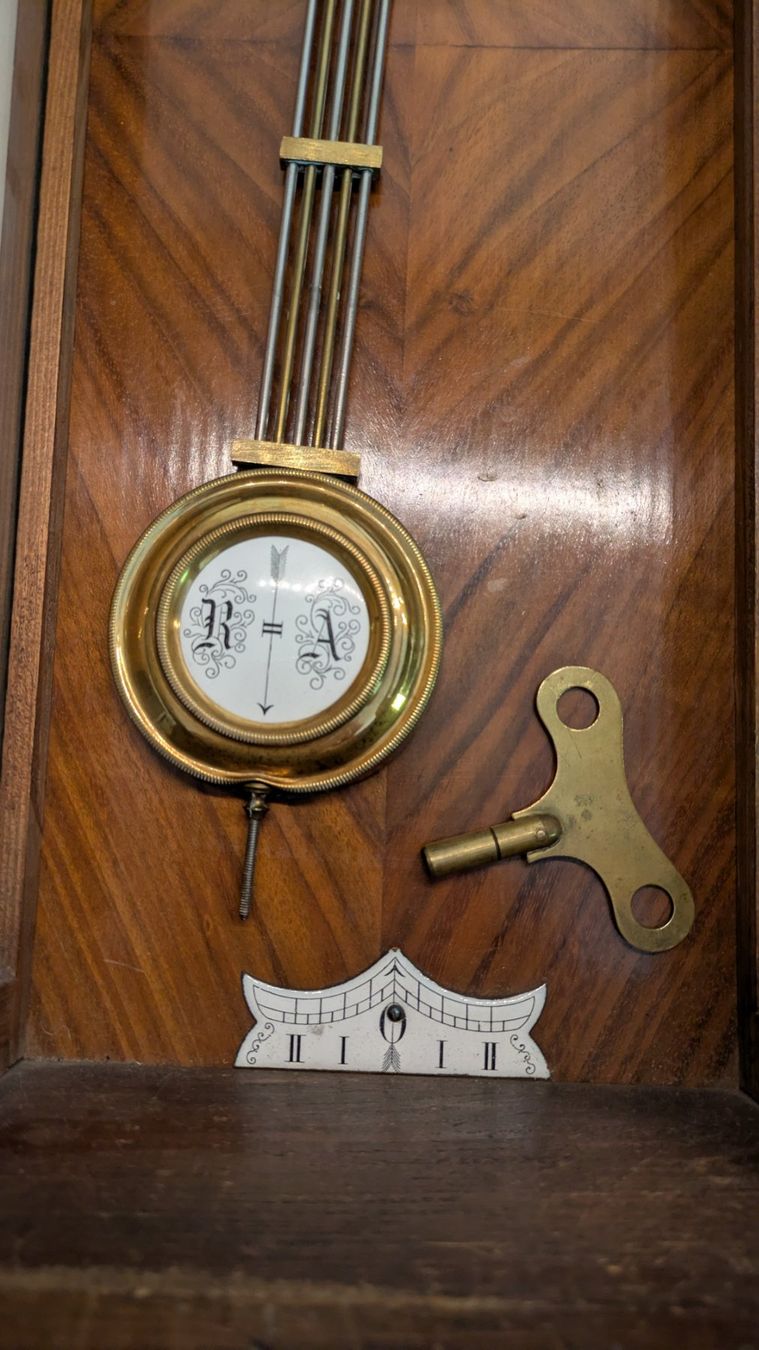 Stand- & Wanduhren: Alte Pendule/Wanduhr – Defekt aus Ligornetto von Ligornetto 6