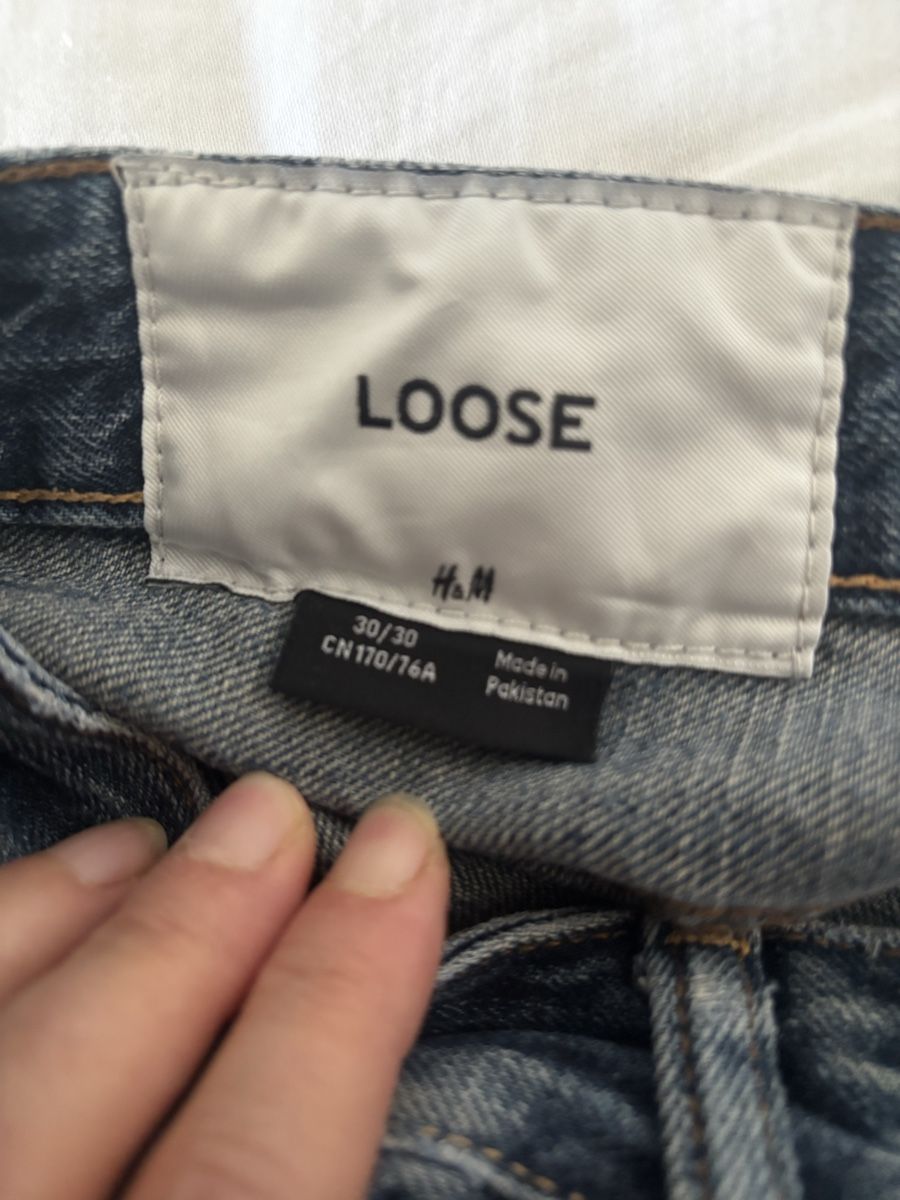 H&M Jeans: H&M loose fit  Jeans Gr. 30/30 oder 176 – Usato da Winterthur venduto da NatMet11 2