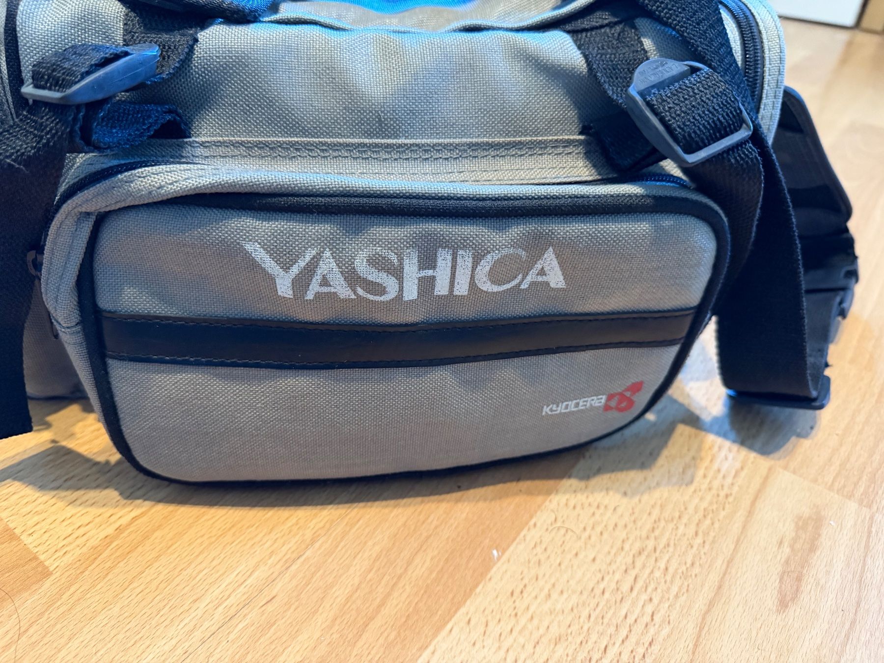 Taschen: Yashica-Kameratasche – Gebraucht aus Aarau von KorgPA 1