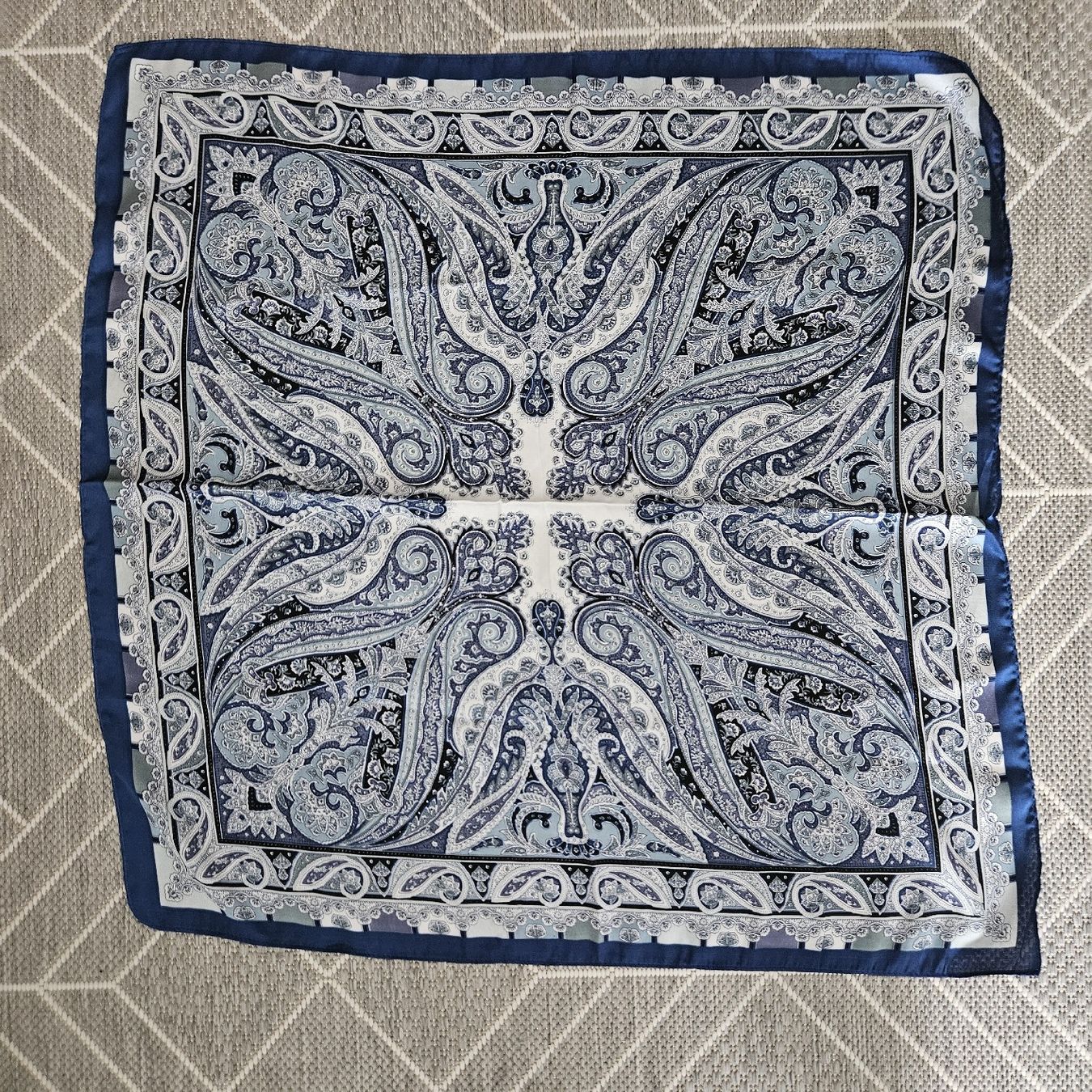 Foulards, Tücher & Schals: 3x Haartuch, Satin – Neu (gemäss Beschreibung) aus Bern von naaa000xci 2