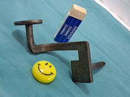 1 schöner antiker Tür Drücker - Stiftteil (LOT1591#TBS1)