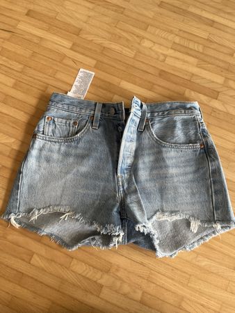 Jeans Shorts Levis‼️ein Artikel gratis dazu