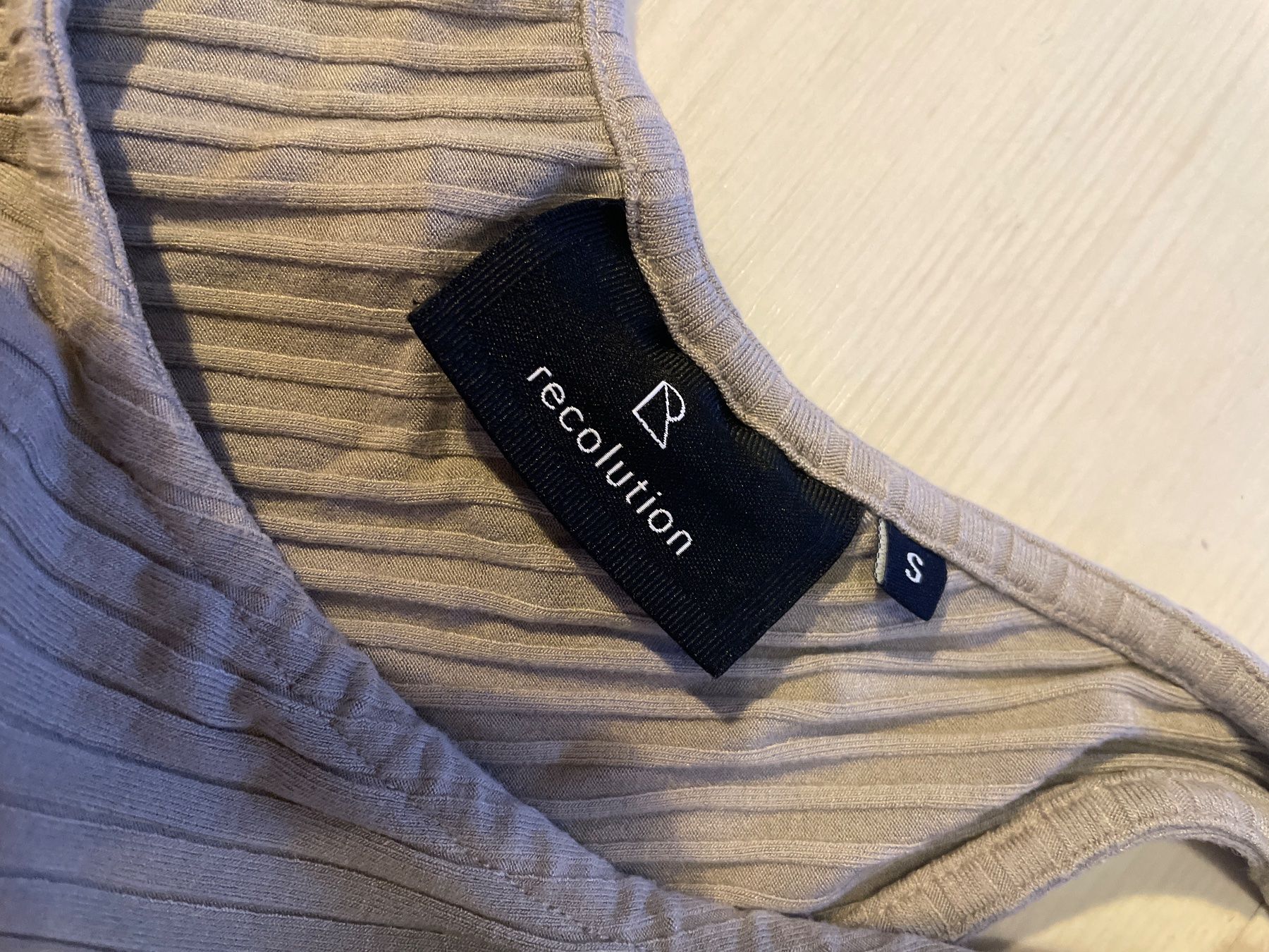 Tops: top von recolution – Neu (gemäss Beschreibung) aus Zürich von Babettepaula 1