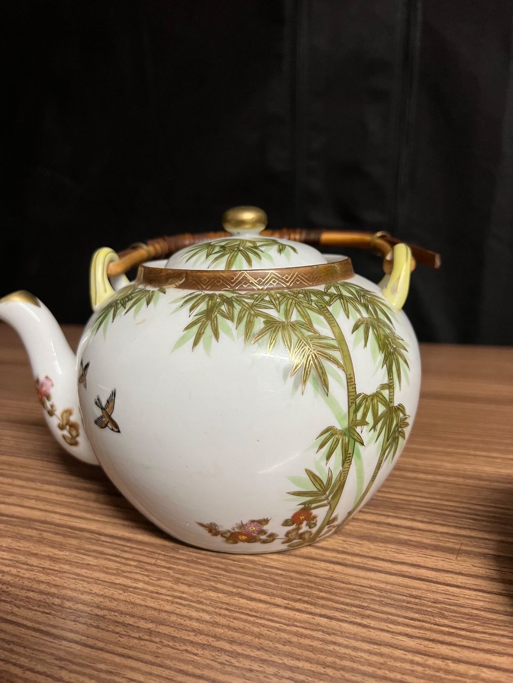 Théières: Teekanne mit 4 Tassen – D'occasion à Kaiseraugst par Petitemacha 1