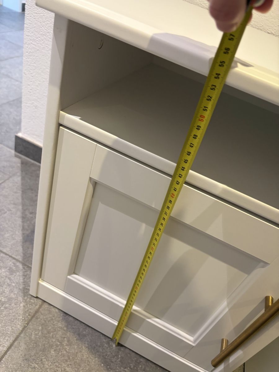 Ikea Nachttische: Weisse Nachttische mit goldenem Griff – Gebraucht aus Staufen von SilveRain 5
