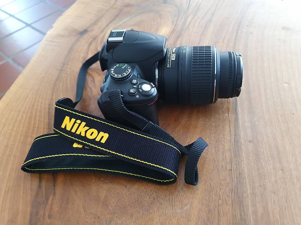Nikon Fotocamera: Spiegelreflexkamera D3000 – Usato da Beromünster venduto da rogerrenate 2