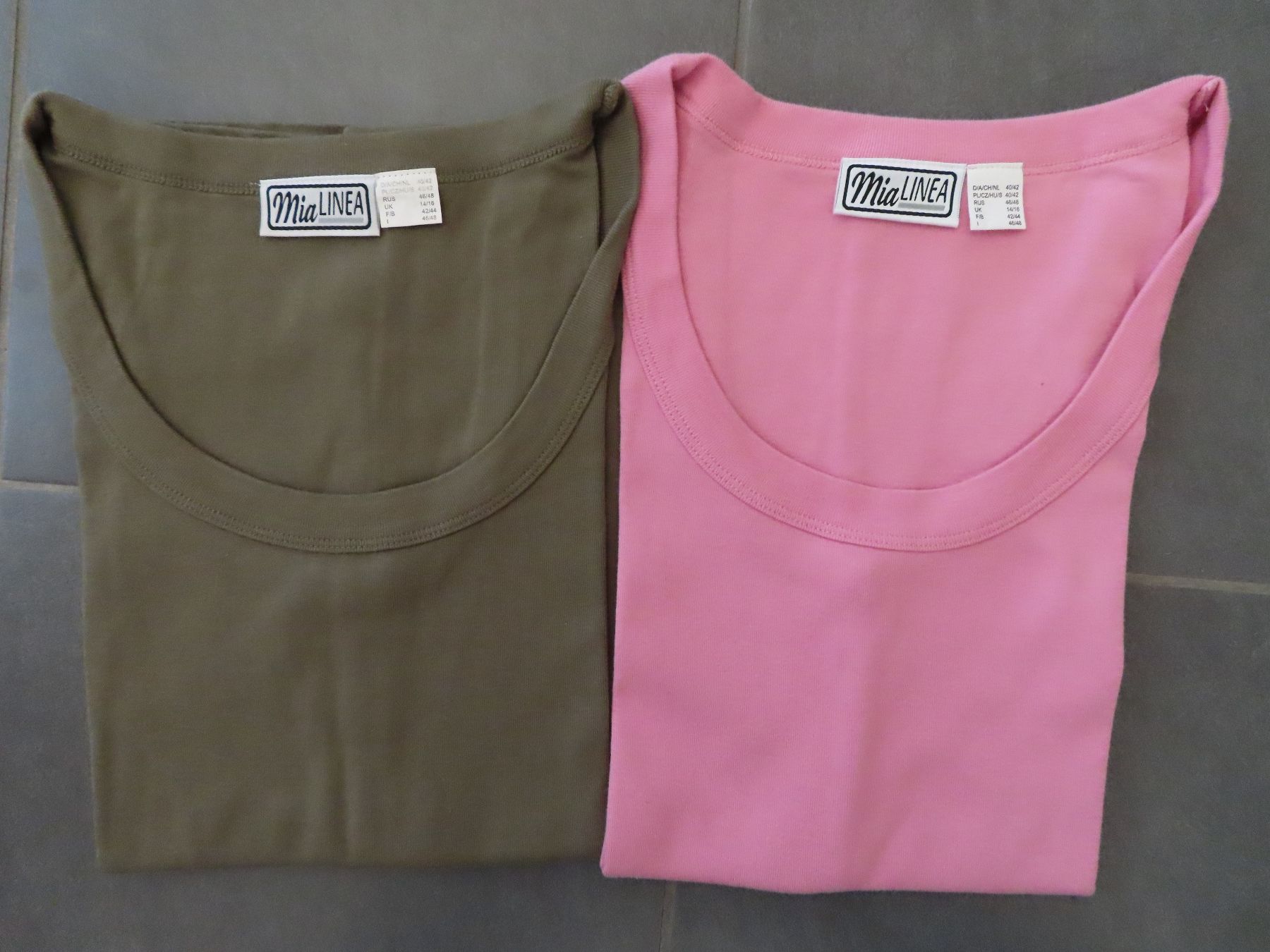 Top: 5 Tanktop Gr.40/42 +++top Zustand+++ – Usato da Wallenried venduto da Asyano 1